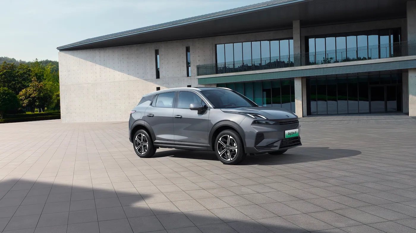 Lynk & Co 06 — Híbrido enchufable · SUV compacto urbano, disponible en Grupo Autossan Bahía Blanca